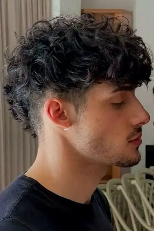 wavy mullet haircut for men